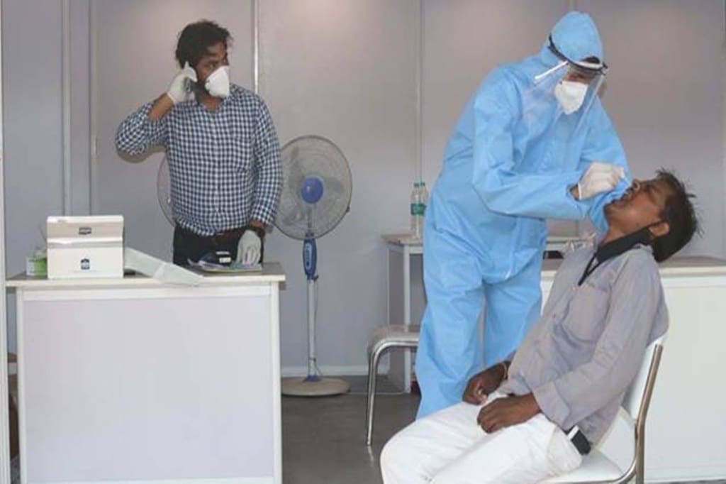 Large companies have seen 64% of their employees back at work, for medium-size organisation it was at 69%. However, in the micro-units segment only 56% of employees were back at work. Large companies have seen 64% of their employees back at work, for medium-size organisation it was at 69%. However, in the micro-units segment only 56% of employees were back at work.