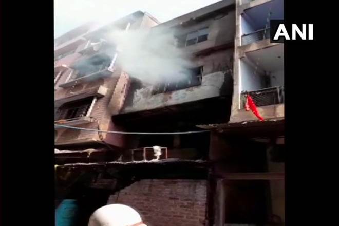 Fire in plastic factory, Delhi, Inderlok, Shahzada Bagh, Delhi Fire Service, latest news on fire in plastic factory