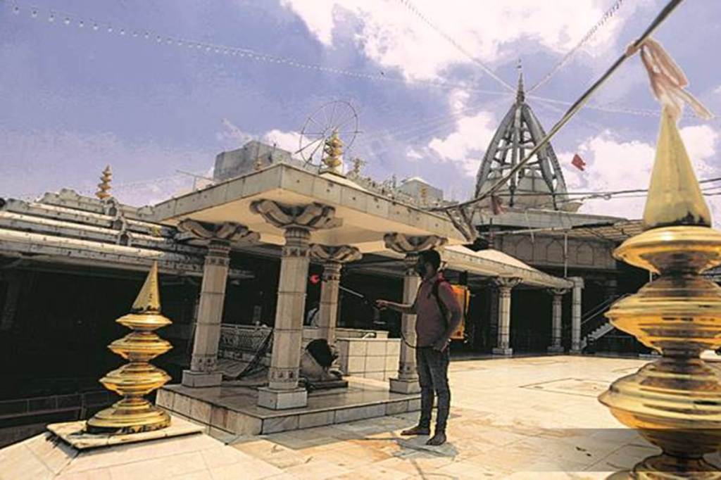 Madhya Pradesh, religious places open in MP, covid 19 cases in indore, social distancing norms, latest news on coronavirus pandemic