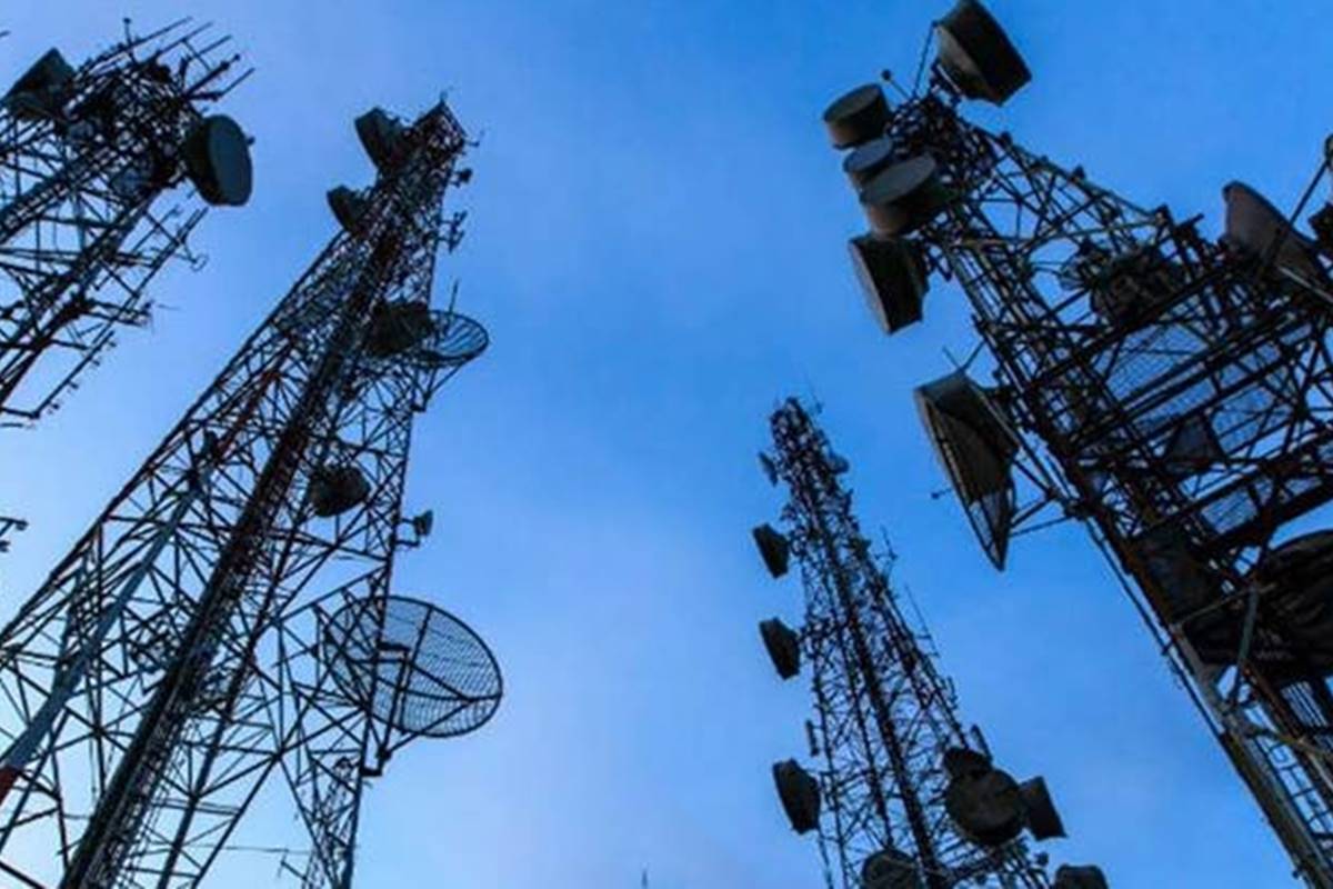 The E and V bands are considered optimum for providing mobile broadband backhaul while its utility for 5G services is also evolving. The E and V bands are considered optimum for providing mobile broadband backhaul while its utility for 5G services is also evolving.