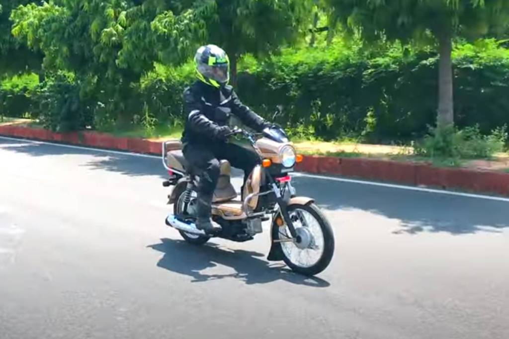 TVS XL100 BS6 Video Review: Price, features, engine specs, mileage of India’s only moped!