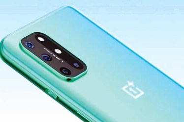 OnePlus 8T comes in two configurations—8GB RAM/128GB storage (Rs 42,999) and 12GB RAM/ 256GB storage (Rs 45,999).