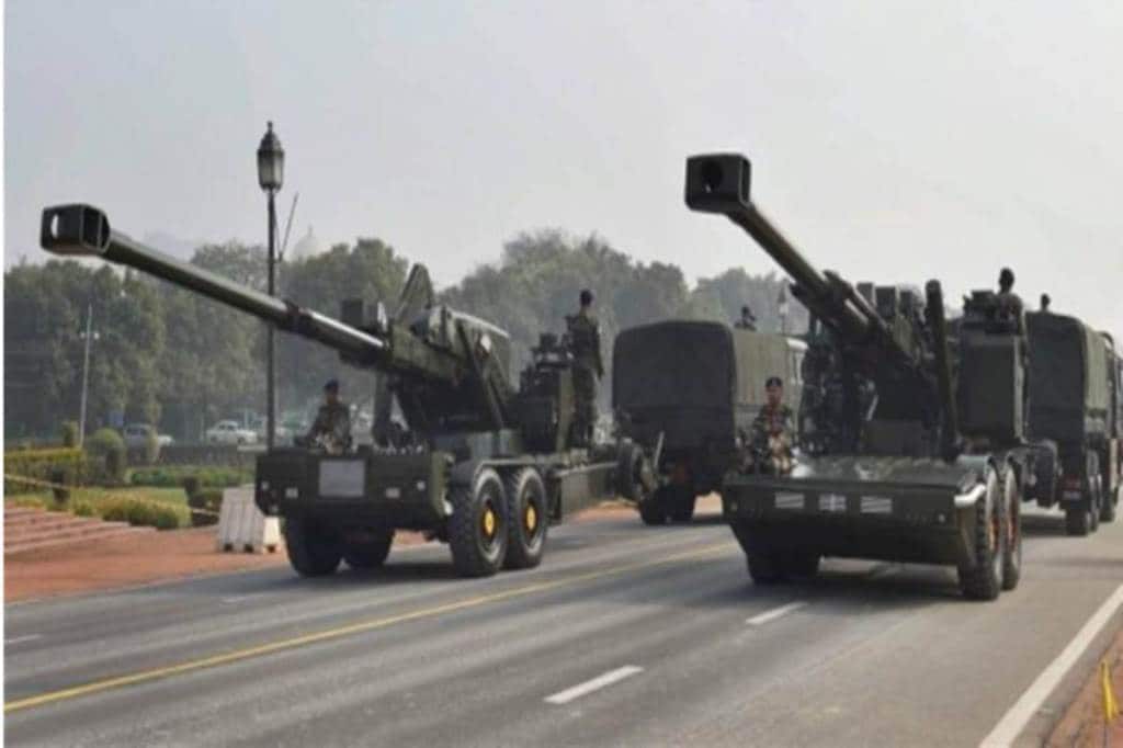 ATAGS consists of duel power system where hydraulics is used for mobility and gun In/out action whereas electrical power is used for Gun laying and Ammunition Handling System.