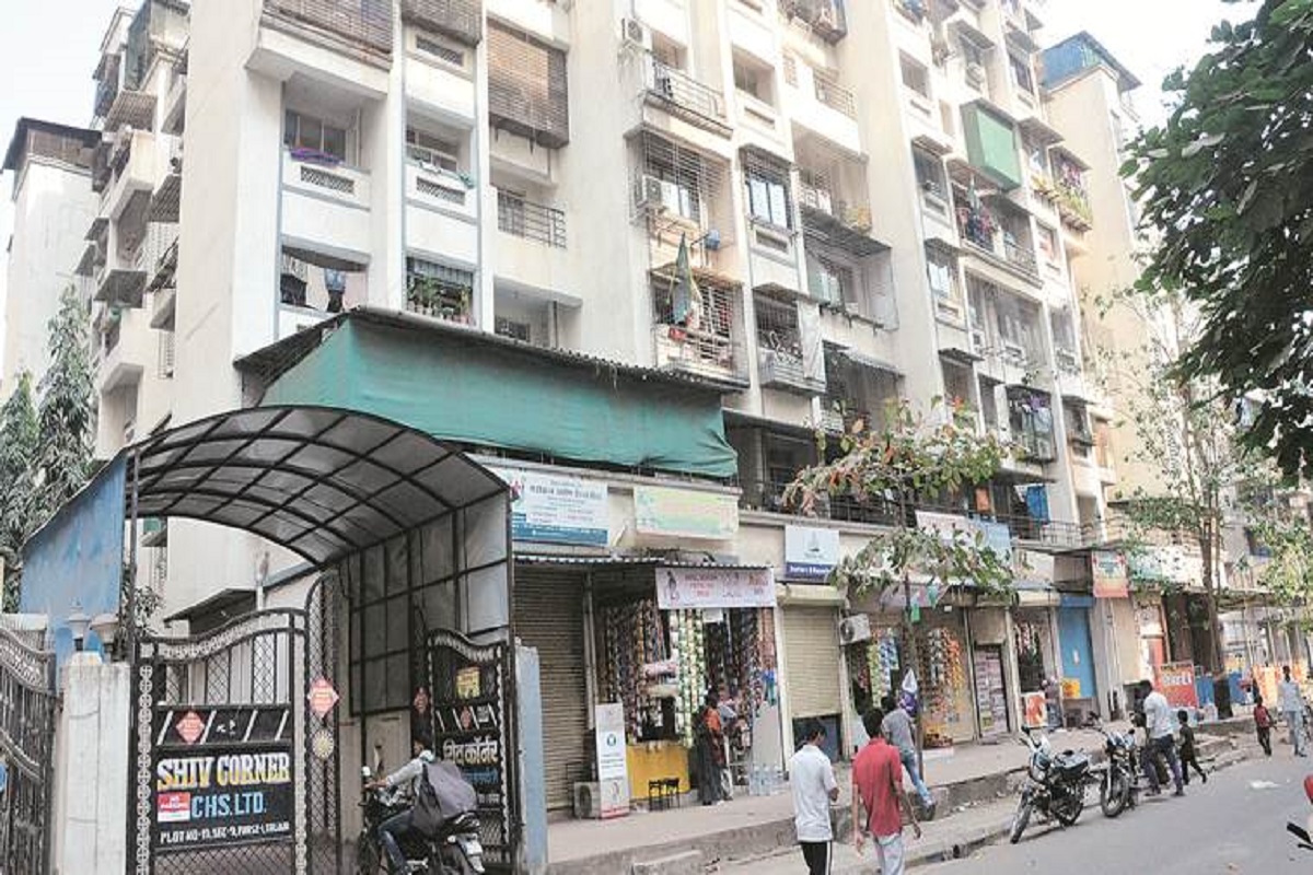 BMC has been sealing a building that has more than 10 COVID-19 positive cases or if there are cases on more than two floors in a building. BMC has been sealing a building that has more than 10 COVID-19 positive cases or if there are cases on more than two floors in a building.