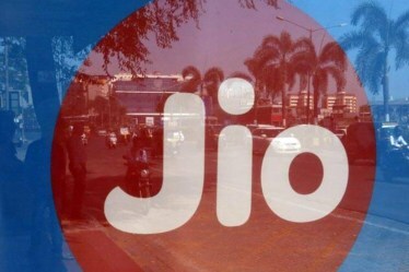 Reliance Jio, Bharti Airtel, Jio, Vodafone, Idea, Trai, mobile connections, mobile news, BSNL, MTNL