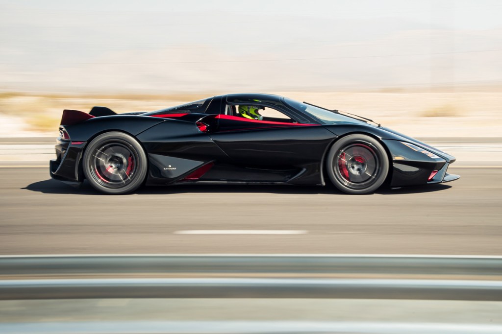 SSC Tuatara world’s new fastest car at 508kph! Beats Koenigsegg Agera RS record