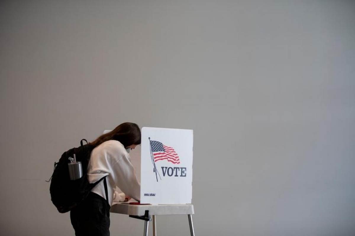 In many critical battleground states, Democrats have ''banked'' a chunk of their voters and can turn their time and money toward harder-to-find infrequent voters. (File photo: Reuters) In many critical battleground states, Democrats have ''banked'' a chunk of their voters and can turn their time and money toward harder-to-find infrequent voters. (File photo: Reuters)