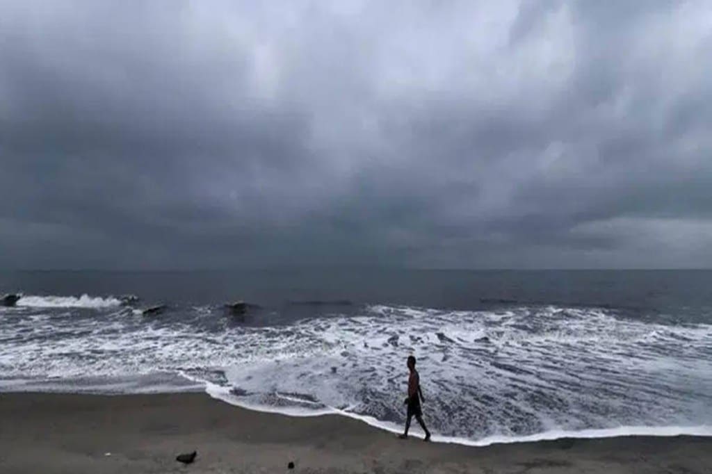 cyclone, cyclone in India, weather in India, weather in Andhra Pradesh, Andhra Pradesh weather, cyclone, cyclone in India, weather in India, weather in Andhra Pradesh, Andhra Pradesh weather,