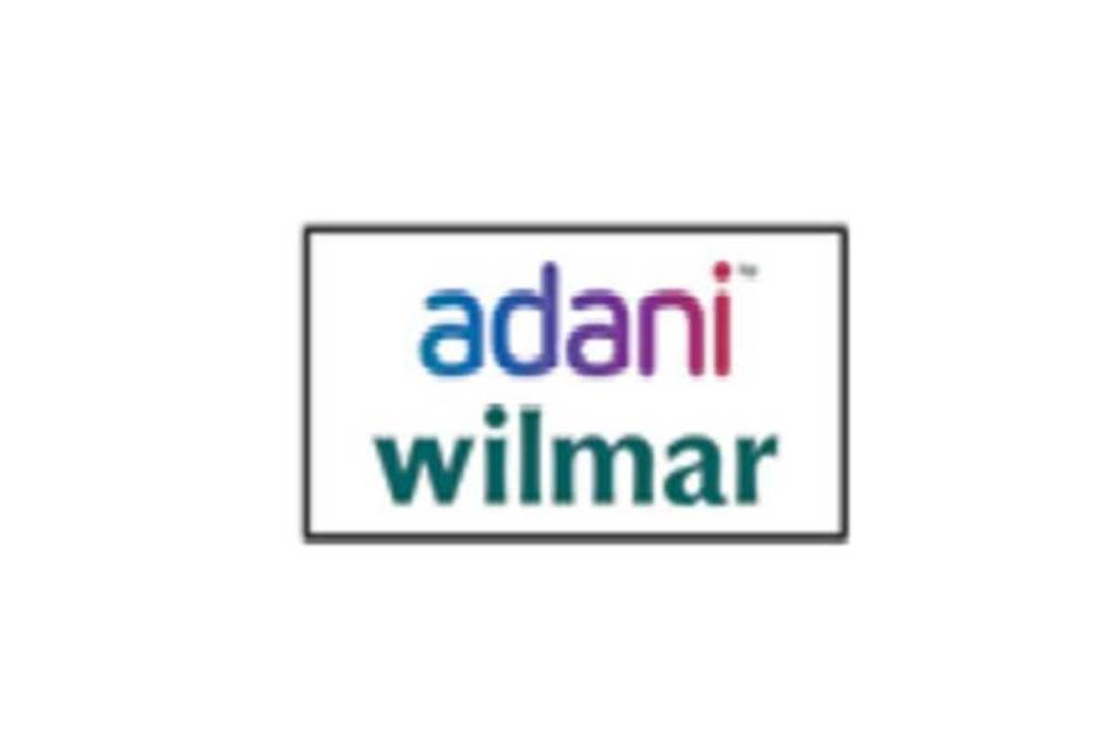 The company sells edible oils as well as food products such as wheat flour, besan, rice, pulses, sugar and soya nuggets under the Fortune brand.