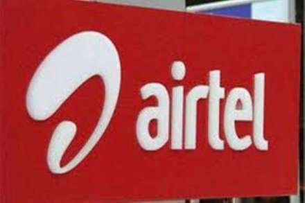 Vodafone Idea comes at third position with a subscriber base of 295.49 million, followed by BSNL, which has 118.89 million customers.