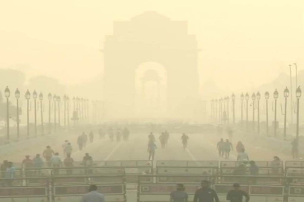 air pollution, economic loss, pollution hits gdp, impact of pollution on economy