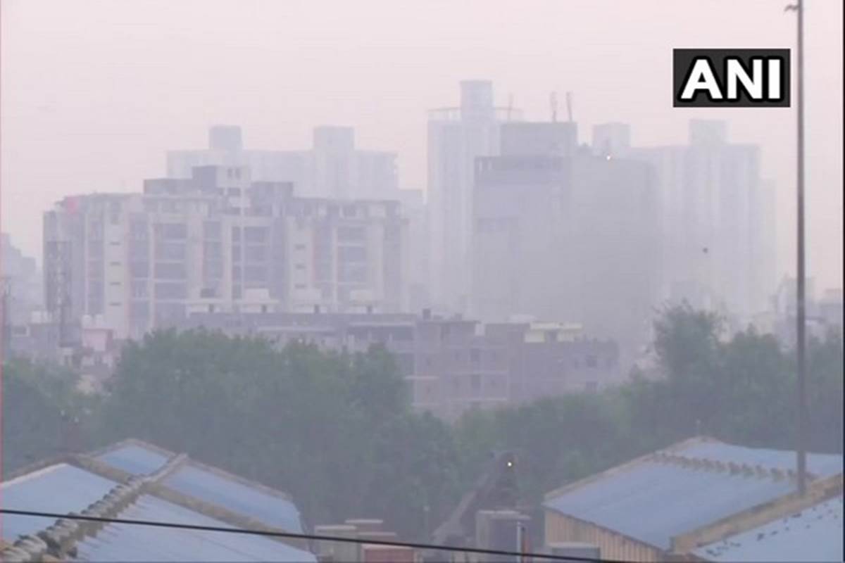 The city recorded a 24-hour average air quality index (AQI) of 223 on Tuesday. (Photo source: ANI)