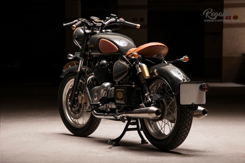 Besides the engine, the brake setup with a 320 mm disc up fornt and a 240 mm unit at the rear (with dual-channel ABS) are stock as well, along with the 41 mm telescopic forks at the front and dual shock absorber at the rear.