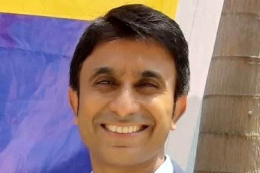 Pankaj Muthe, program manager, Academic Program, APAC, Qlik