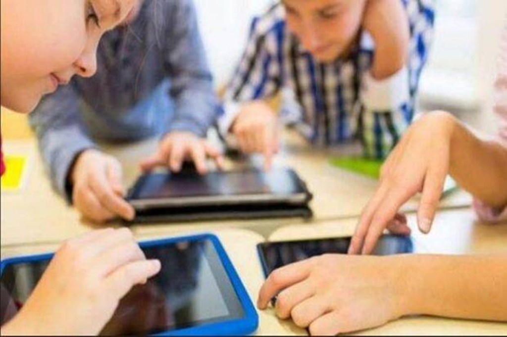 Children in private schools (assumed to be relatively better off economically) were twice as likely to access online resources as their government school peers.