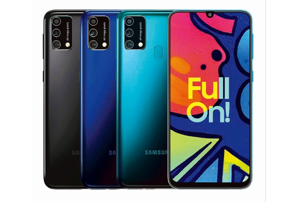 The 6GB+64GB memory variant is priced at Rs 16,999 and the 6GB+128GB memory variant is available for Rs 17,999.