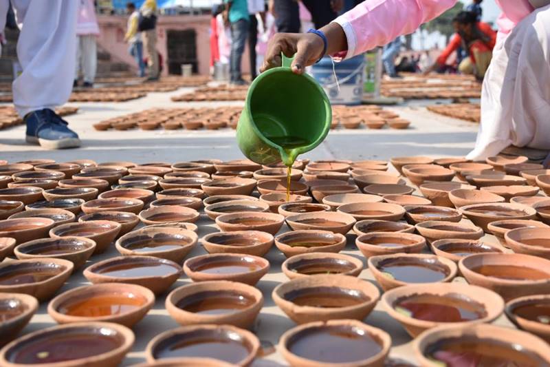 Deepotsav, Deepotsav 2020, Ayodhya deepotsav 2020, Ayodhya, Diwali, Diwali in Ayodhya, Uttar Pradesh, UP, Yogi Adityanath, Lord Ram, Hanuman Garhi, Saryu, Ram ki paidi, Deepotsav diyas