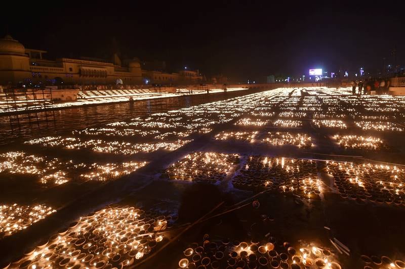 Deepotsav, Deepotsav 2020, Ayodhya deepotsav 2020, Ayodhya, Diwali, Diwali in Ayodhya, Uttar Pradesh, UP, Yogi Adityanath, Lord Ram, Hanuman Garhi, Saryu, Ram ki paidi, Deepotsav diyas