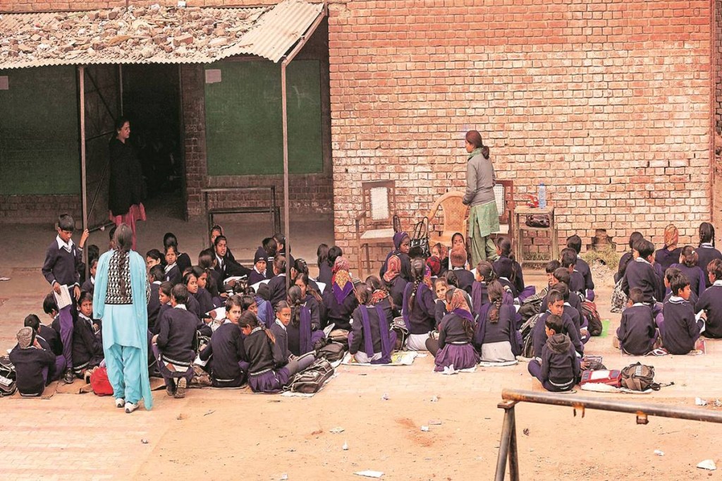 A file photo of students at a government school in Mauli Jagran, Chandigarh 
(Credit: The Express photo)
