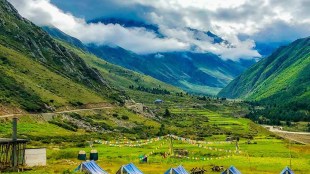 travelling during covid, travelling during covid India, travelling during pandemic, travelling during pandemic by car, travelling during covid times,