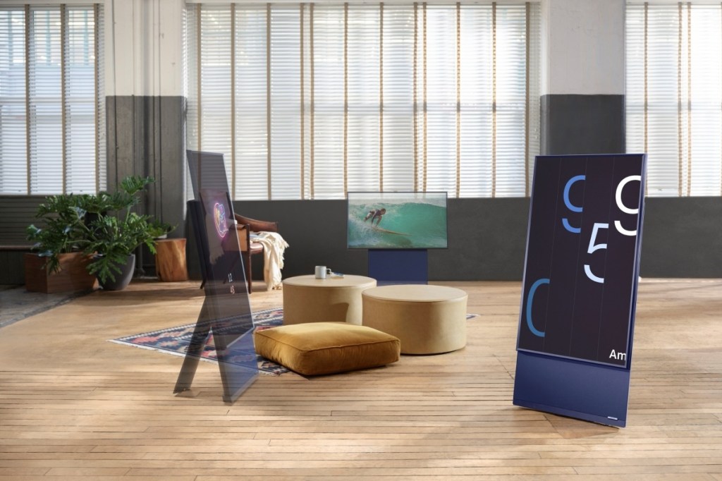 The television works like a smartphone's portrait and landscape more.