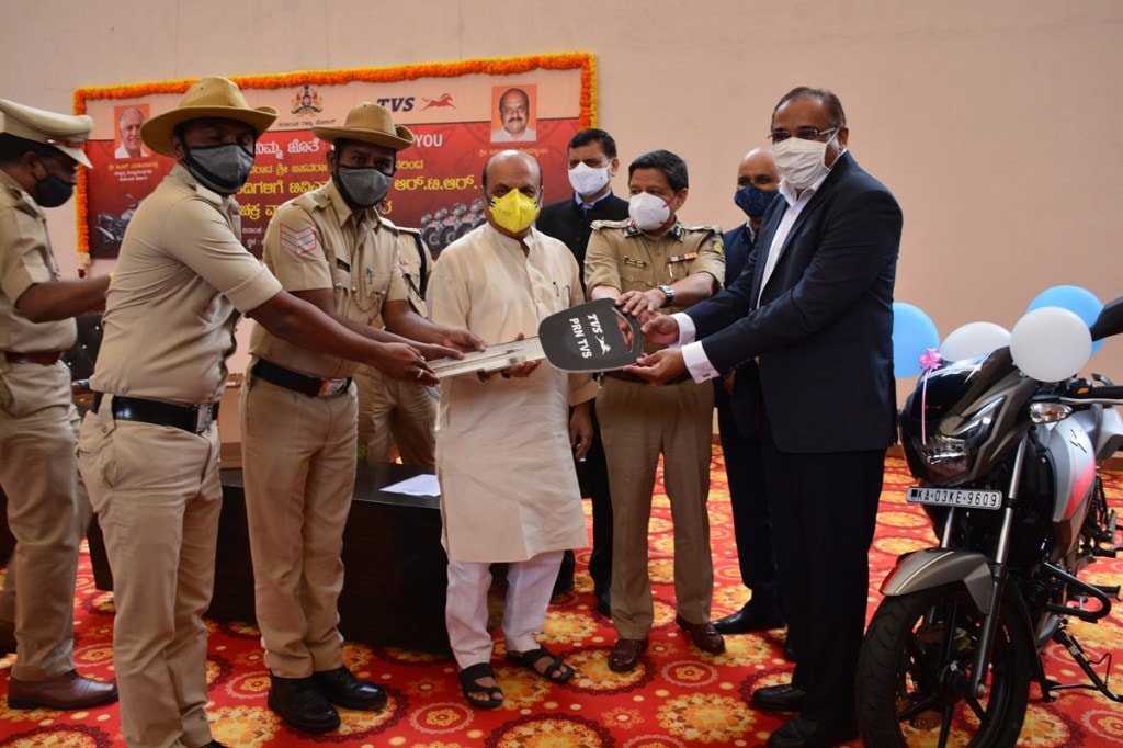 Bengaluru Police adds 25 TVS Apache RTR 160 2V motorcycles to its fleet