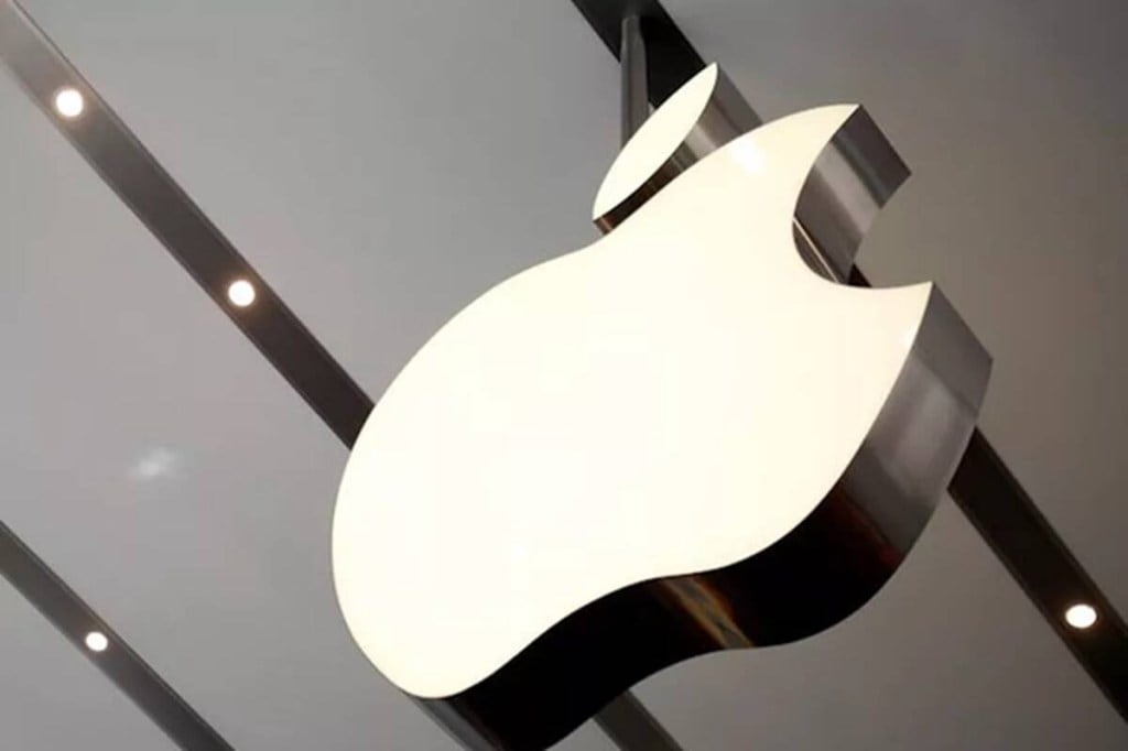 However, for Apple’s, or for that matter, any company’s ARM bet to be successful, they will still need to convince developers to redesign apps from scratch.