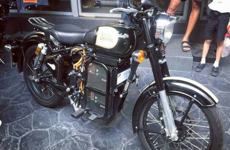 In December 2017, a set of pictures did rounds on the Internet of an all-electric Bullet. The pictures were said to have been taken in Bangkok, Thailand. Not much is known about this electric conversion and whether it was commissioned by Royal Enfield or was it a mod-job by a custom house in Bangkok. The point is though that the idea of an electric Bullet is intriguing to many. (Photo: Rushlane)