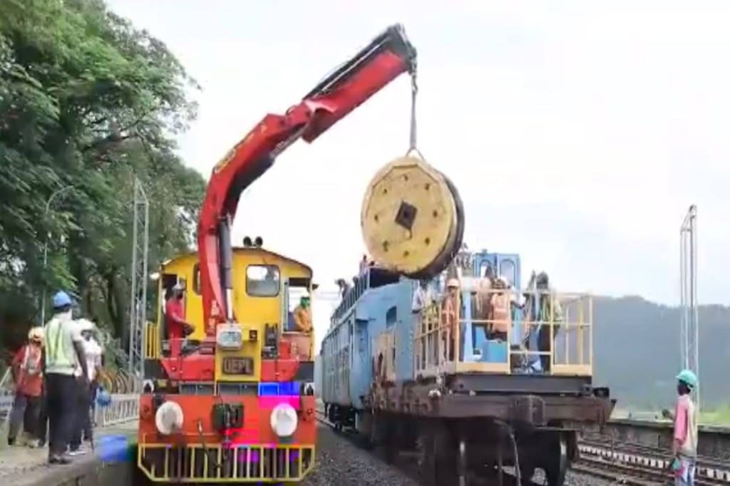 The Konkan Railway continues swift progress of railway electrification work on its route. The Konkan Railway continues swift progress of railway electrification work on its route.