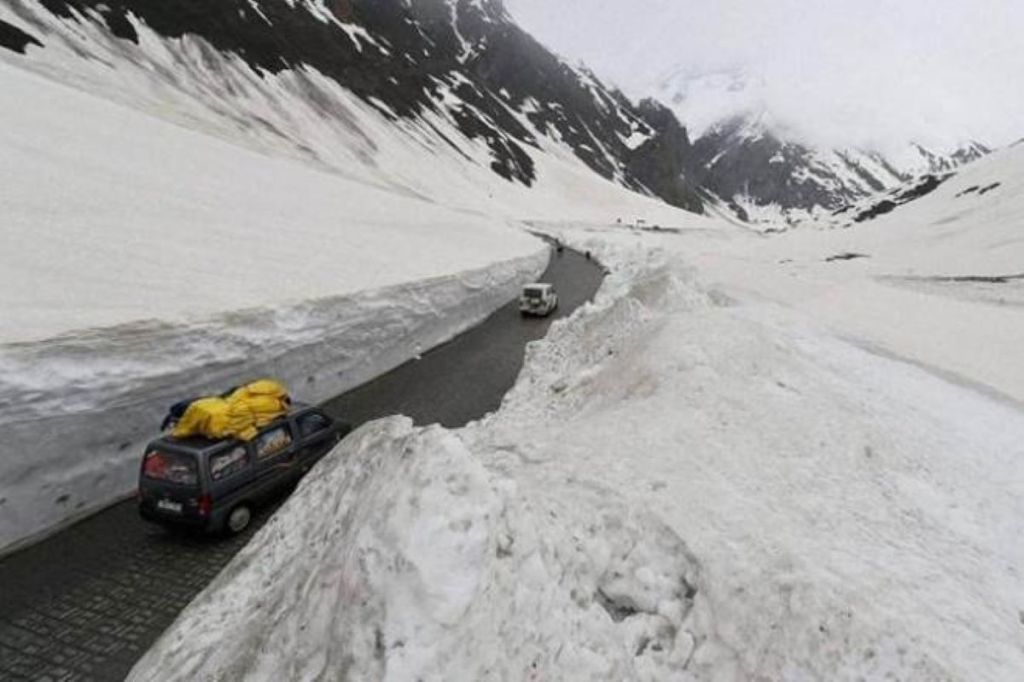 He said that the administration will make all efforts to streamline the education system in Ladakh.