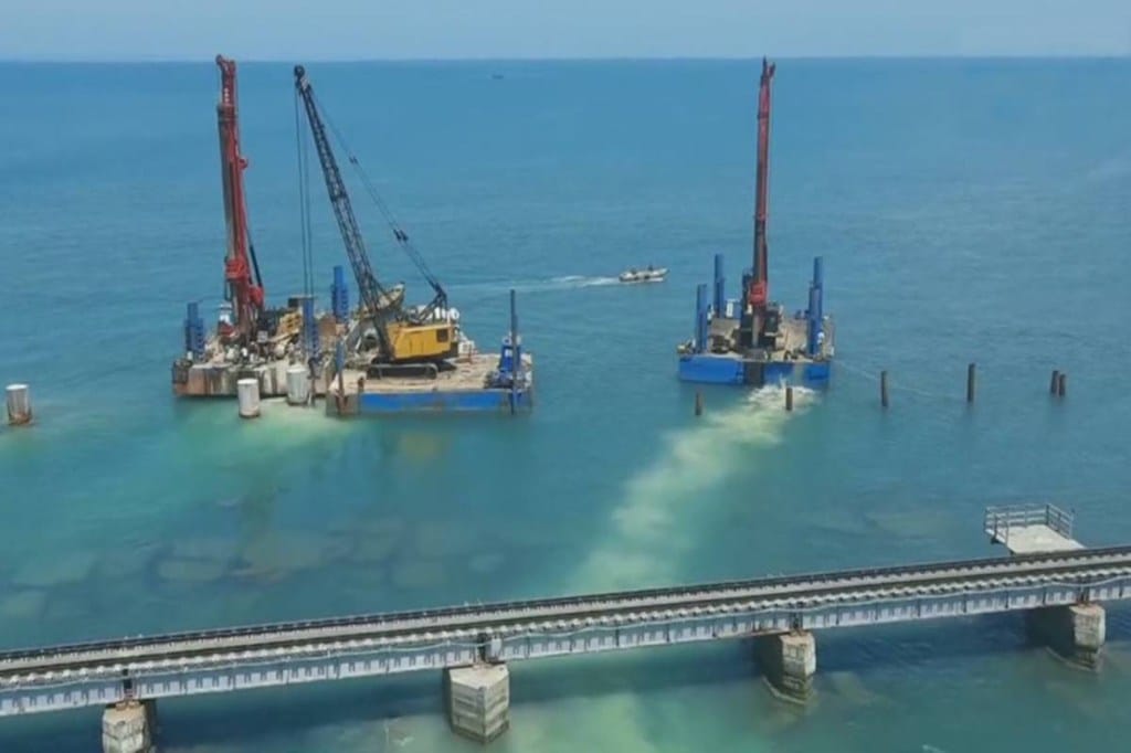 The construction work of the country's first Vertical Lift Railway Sea Bridge is going in full swing. The construction work of the country's first Vertical Lift Railway Sea Bridge is going in full swing.