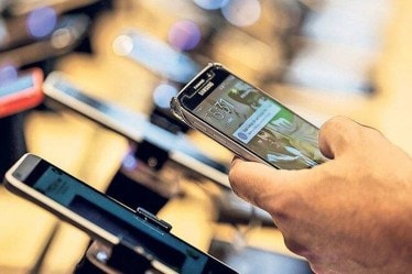 indian smartphone market shows 17 percent growth in september quarter says IDC report