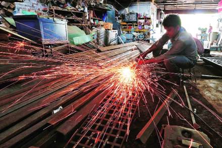 manufacturing activity, PMI, purchasing managers' index, manufacturing growth, IIP, industrial production