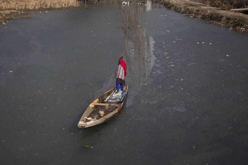 Chillai Kalan, Chillai Kalan begins, Kashmir, Kashmir valley, Freezing cold for forty days, Chillai kalan begins in Kashmir, kashmir weather, kashmir snowfall, kashmir temperature