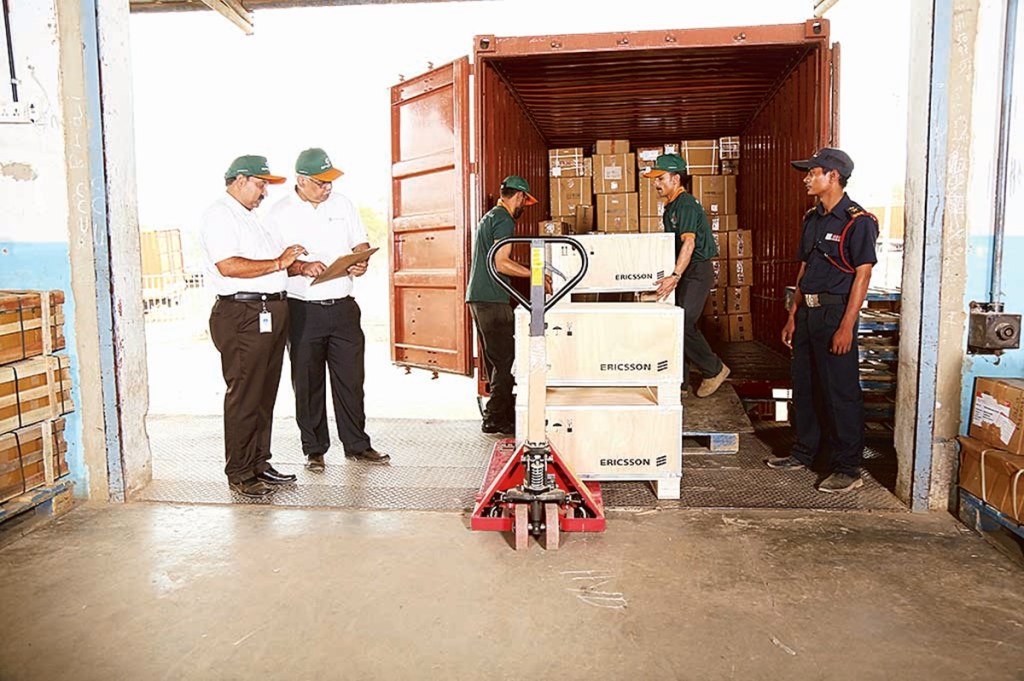 Spoton Logistics operates across 350+ locations covering 22,000+ pin codes.