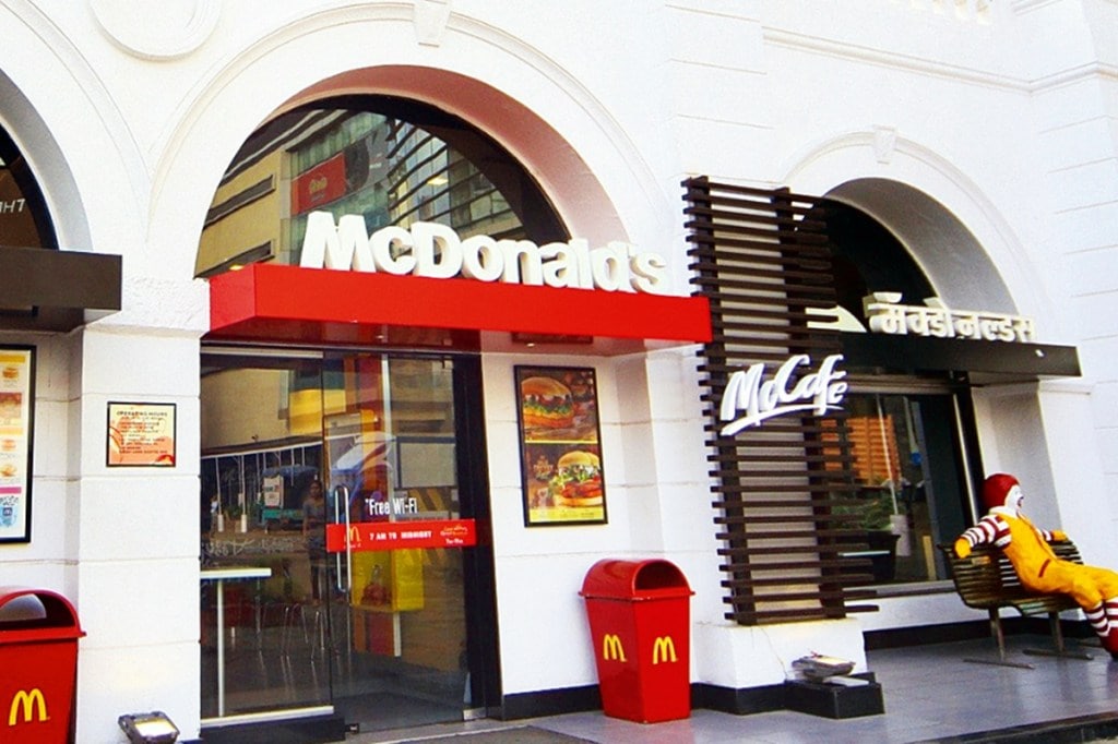 WLDL offers strong growth potential with 3x store network expansion potential, robust SSSG performance led by brand extensions, profitable and improving unit economics, and improvement in return ratios.