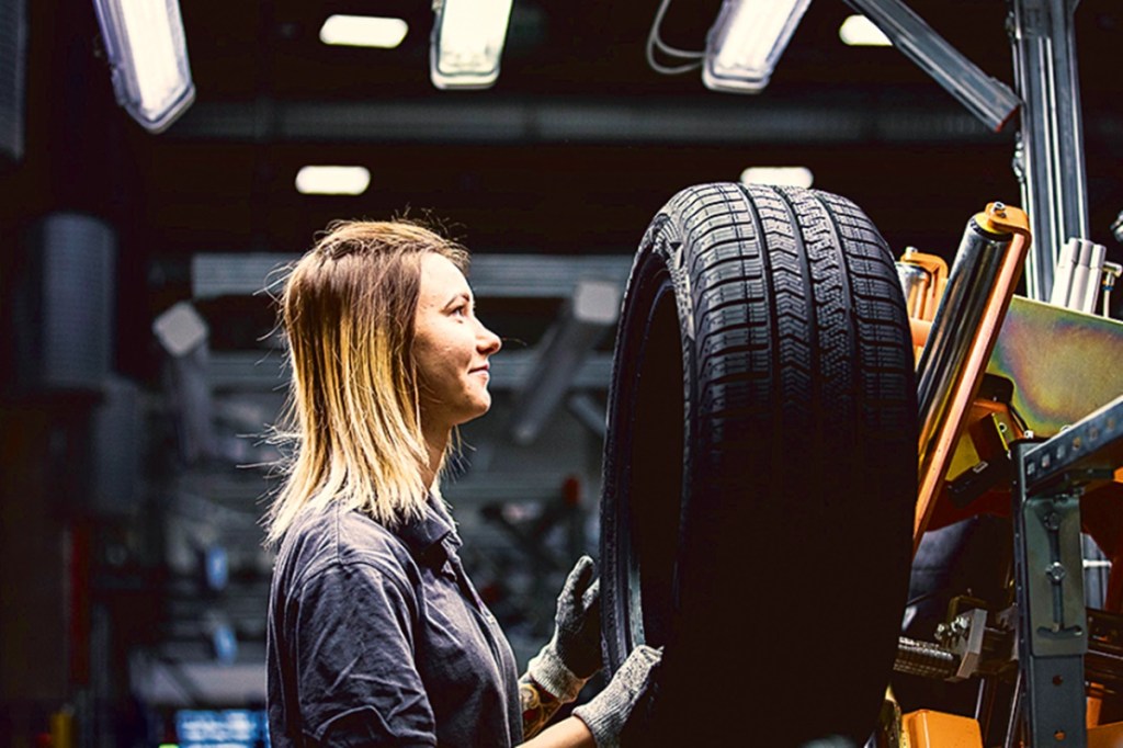 With economic activity picking up, we expect the OEM segment to grow by 6.2% CAGR and the replacement segment to grow by 5.5% over FY2020-25e. With economic activity picking up, we expect the OEM segment to grow by 6.2% CAGR and the replacement segment to grow by 5.5% over FY2020-25e.