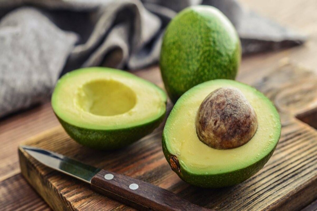 avacado, us consumption of avacado, avacado health benifits, guacamole, avacado salads, mexican produce in us market