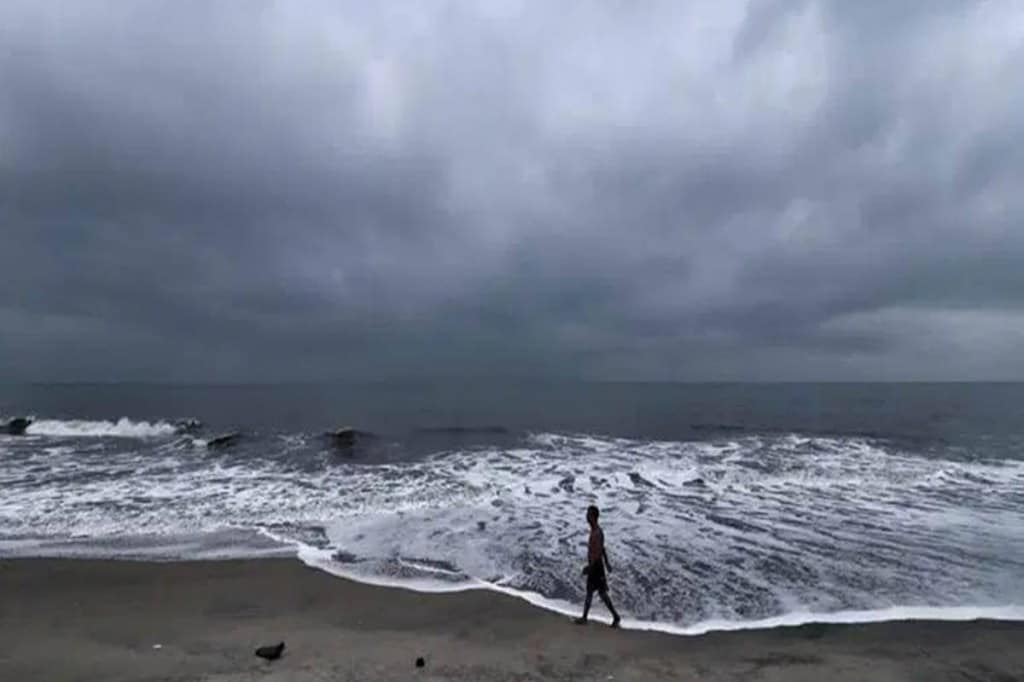 Cyclone in Kerala, Cyclone in Tamil Nadu, Cyclone Burevi, Cyclone Tamil Nadu, Cyclone live, Cyclone updates