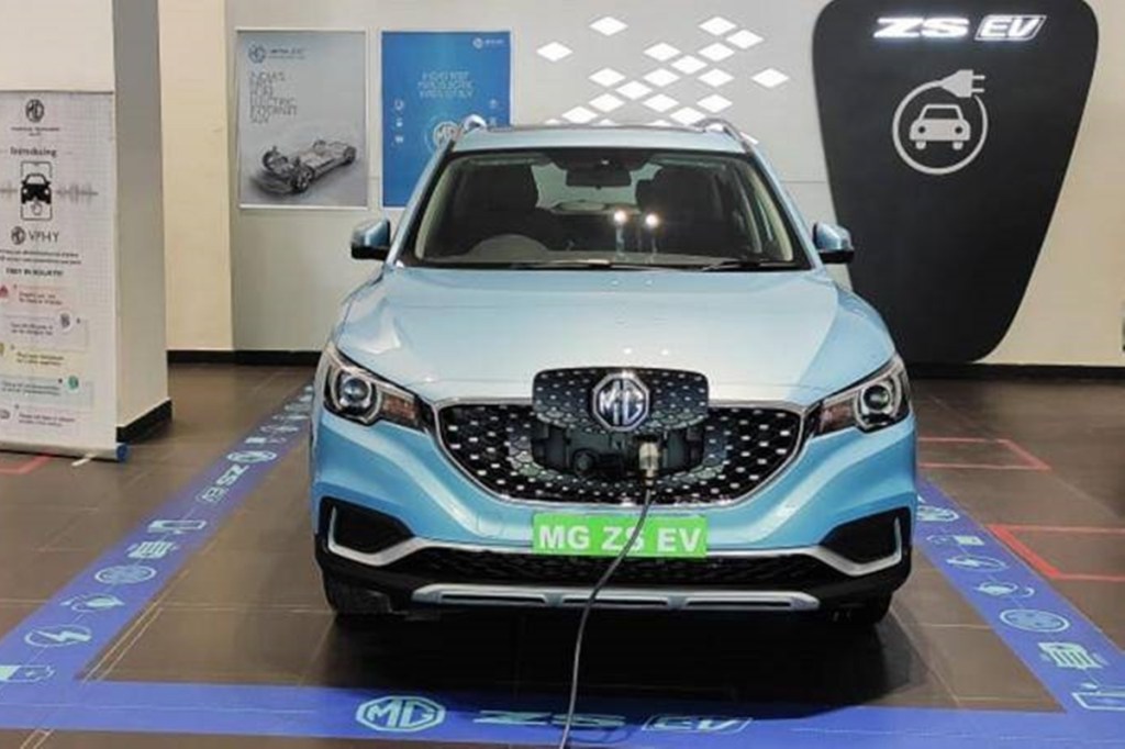 MG ZS EV superfast charging station