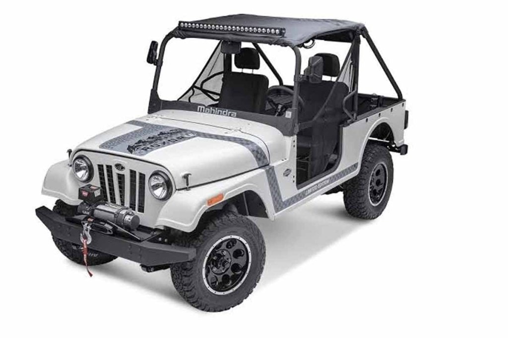 Old Mahindra Roxor side-by-side off-road SUV Design