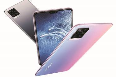 Its performance is good, the cameras are excellent for the price, and the screen is lovely too. All in all, the V20 Pro is well worth buying if you are in the market for a new mid-priced device.