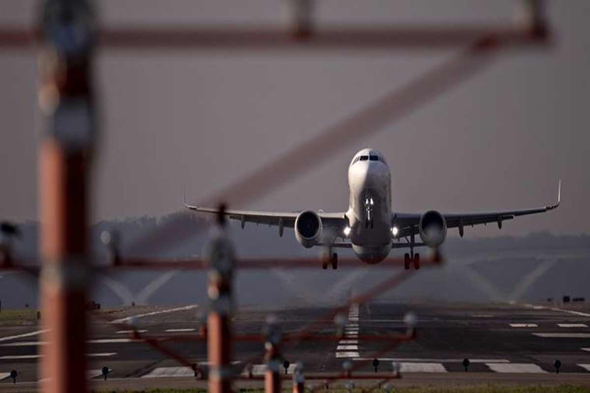 When it took off, it had already been delayed. But when it landed, it actually landed in Pokhara instead of the destination airport. (IE) When it took off, it had already been delayed. But when it landed, it actually landed in Pokhara instead of the destination airport. (IE)