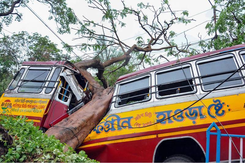 new year's eve, throwback 2020, bye bye 2020, new year's eve 2021, New Year resolution, 31 December 2020, 2021 happy new year, powerful images, 2020 powerful images, India under lockdown, coronavirus, coronavirus vaccine