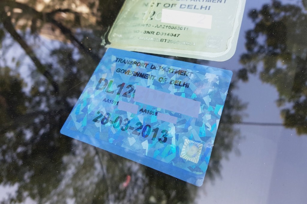 Colour coded fuel sticker
