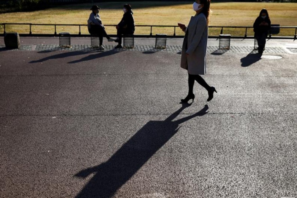 Japan has had more than 165,000 cases of novel coronavirus infection and 2,417 fatalities, with the capital, Tokyo, particularly hard hit. (Photo source: Reuters)