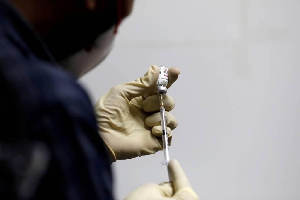 Coronavirus Covid 19 vaccine emergency use authorisation soon? SEC meets to consider Pfizer, Serum, Bharat Biotech requests