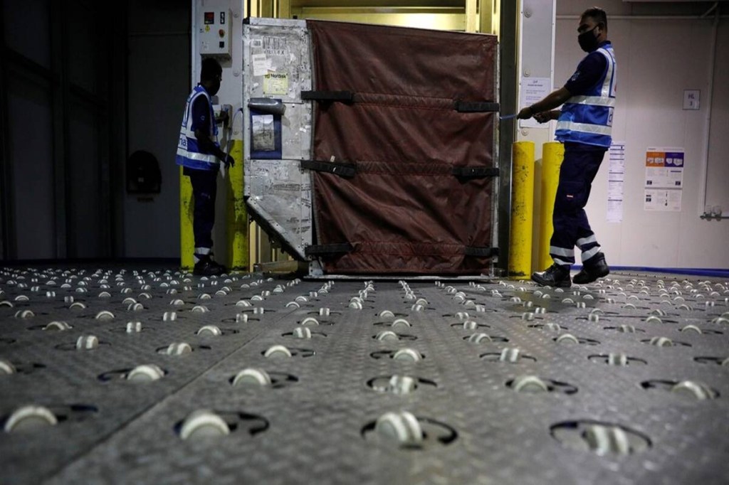 Some of the COVID-19 vaccine makers have announced temperature integrity of 2-8 degrees Celsius, some say -20 degrees, while Pfizer’s drug is benchmarked at -70 degree Celsius. (Representational image: Reuters)