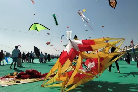 kite festival, annual kite festival in ahmedabad, sabarmati riverfront, events cancelled due to covid pandemic, internation kite festival, uttarayan in gujarat, makar sankranti