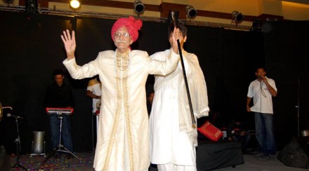 mdh owner mahashay dharampal gulati passes away and how he become masala king from tangewala